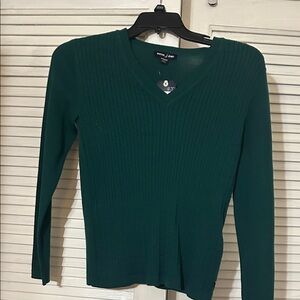 Green V-Neck Ribbed Sweater